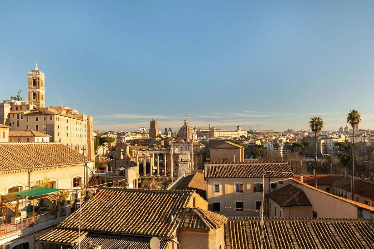Roman Forum Stunning Terrace Penthouse Apartment