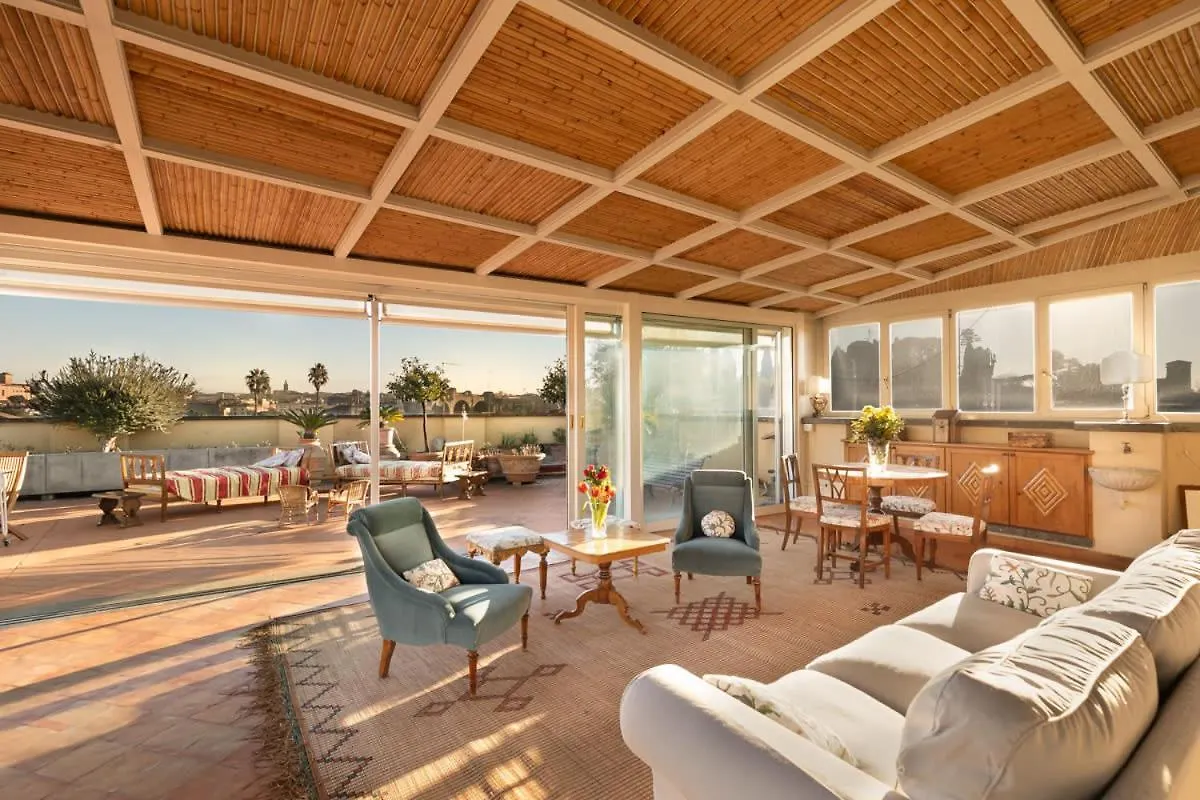 Roman Forum Stunning Terrace Penthouse Apartment